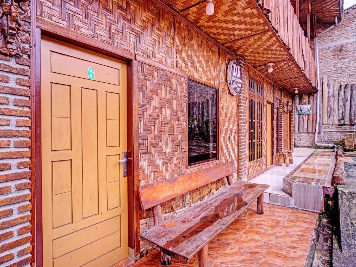 Oyo 90209 Dk Singarimbun Berastagi Homestay Exteriér fotografie
