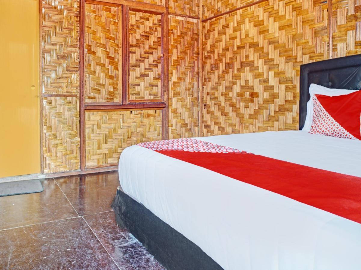 Oyo 90209 Dk Singarimbun Berastagi Homestay Exteriér fotografie