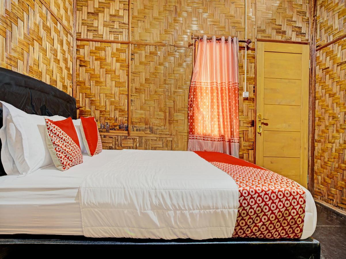 Oyo 90209 Dk Singarimbun Berastagi Homestay Exteriér fotografie